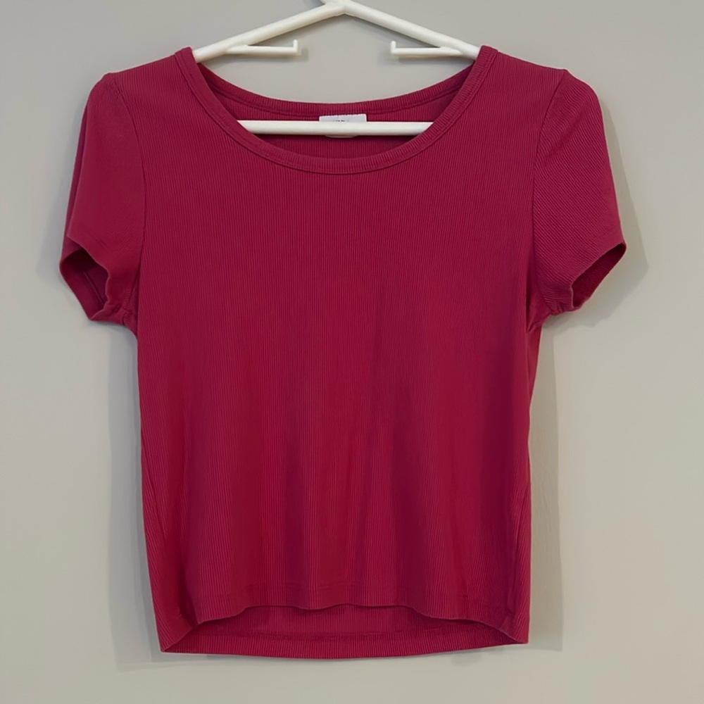 Gap Crop Top